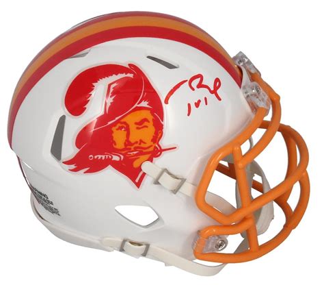 Tom Brady Signed Buccaneers Throwback Speed Mini Helmet (Fanatics ...