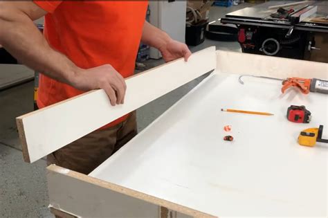 How to Make an Epoxy Resin Mold For a Table — Blacktail Studio