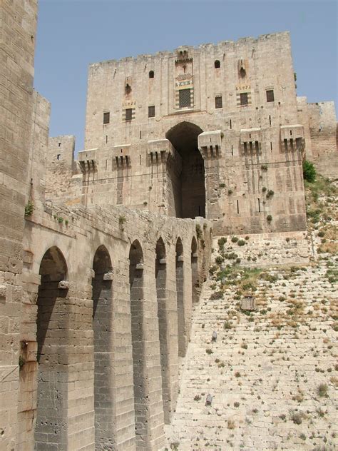 Aleppo castle | Beautiful castles, Historic mansion, Castle art