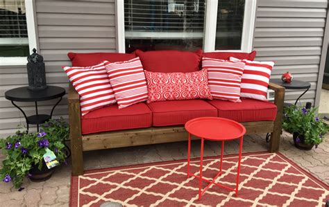 2x4 outdoor sofa with red cushions Ana White | Anna's Outdoor Sofa - DIY Projects | Outdoor sofa ...