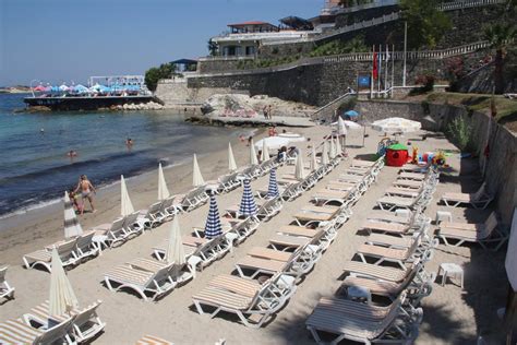 24 Kusadasi's Best Beaches, Beach Clubs, Boat Tours (Map included ...