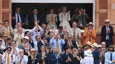 Ashes 2023: Raucous Headingley crowd prompts extra security for ...