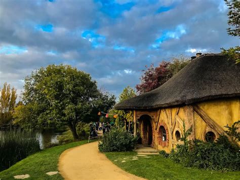 5 Reasons Why You Need To Visit Hobbiton On Your Trip To New Zealand ...