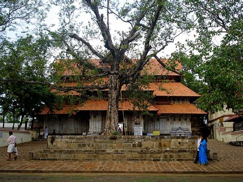 Vadakkunnathan Temple, Thrissur - Entry Fee, Visit Timings, Things To Do & More...