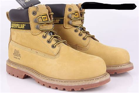 Botas Caterpillar Clasica Gamuza Industrialcon Casquillo - $ 2,099.00 en Mercado Libre