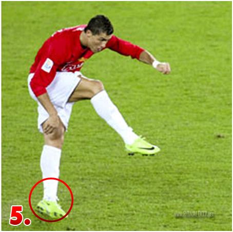 Learn how to take a free-kick like Cristiano Ronaldo (knuckleball ...