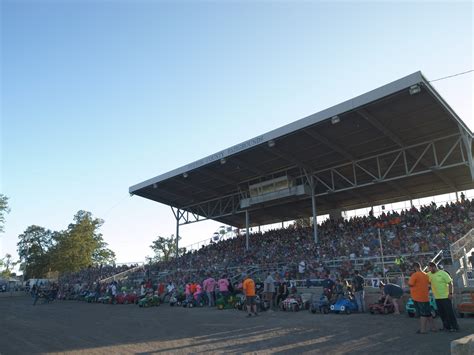 Grandstand – Fulton County Fair