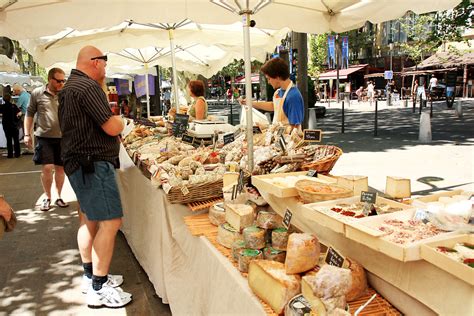 Aix-en-Provence markets | A S | Flickr