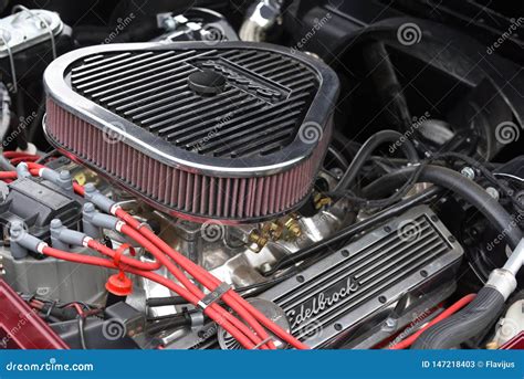 Chevrolet Corvette C2 Engine Editorial Stock Photo - Image of ...