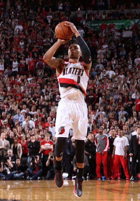 🔥 [50+] Damian Lillard Game Winner Wallpapers | WallpaperSafari