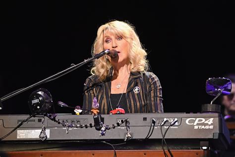 Fleetwood Mac's Christine McVie Dead at 79: 'She Will Be so Very Missed'