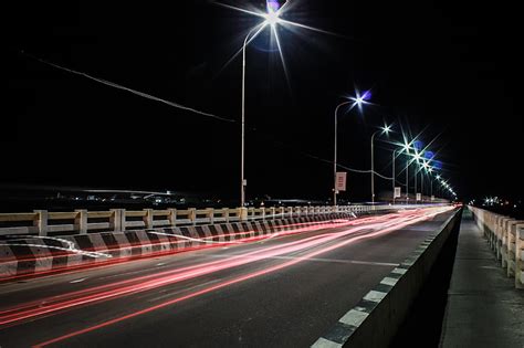 Free photo: street, night, light, city, road, traffic, urban | Hippopx