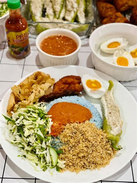 Resipi Lengkap Nasi Kerabu Bunga Telang, Asli Dari Kelantan!