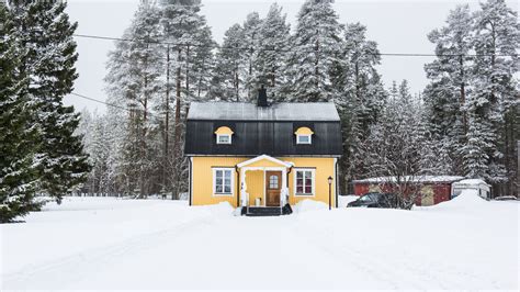 Making a Home in the Swedish Hinterlands - The New York Times