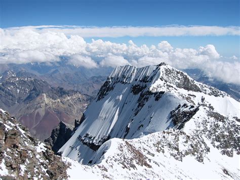 Inilah, 7 Puncak Tertinggi di Indonesia (Seven Summit Indonesia) | Ayo ...