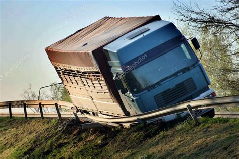 Truck accident Stock Photo by ©draskovic 24346781