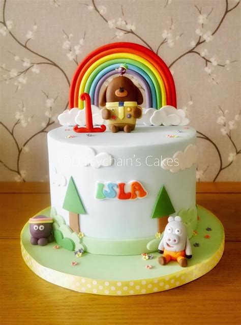 Hey Duggee cake - Decorated Cake by Daisychain's Cakes - CakesDecor