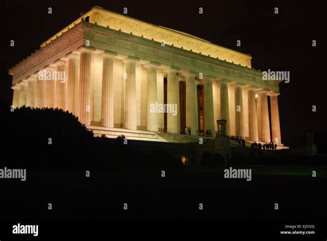 Lincoln Memorial at night Stock Photo - Alamy