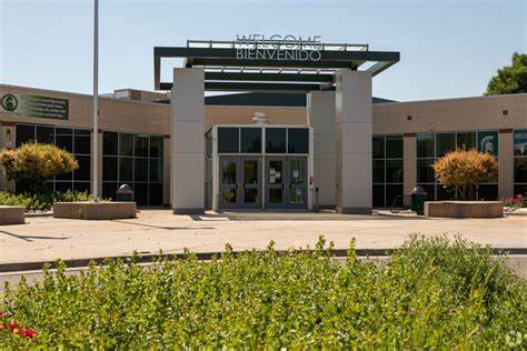 Aurora Central High School, Rankings & Reviews - Homes.com