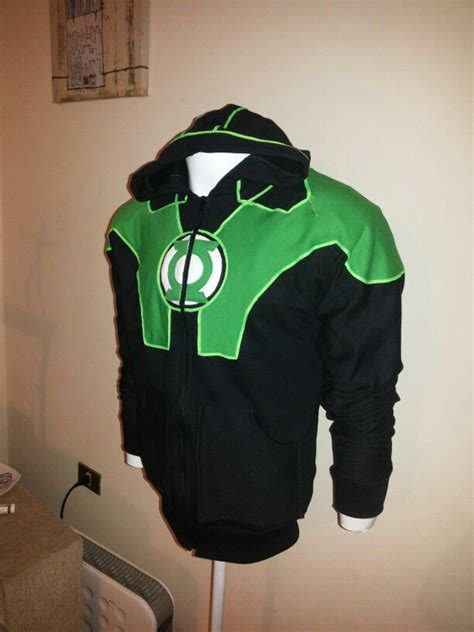 Green lantern hoodie | Sudaderas geniales, Trajes retro, Ropa