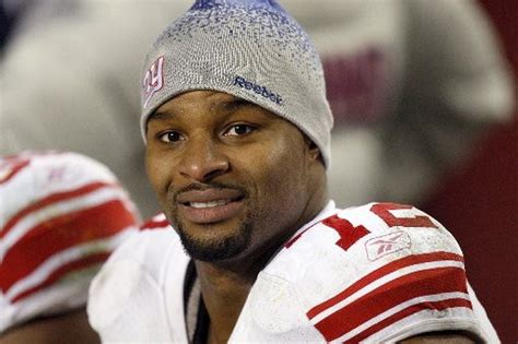 Giants' Osi Umenyiora battling hip problem - nj.com