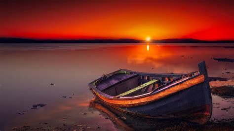 Download Sunset Boat On Beach On Itl.cat