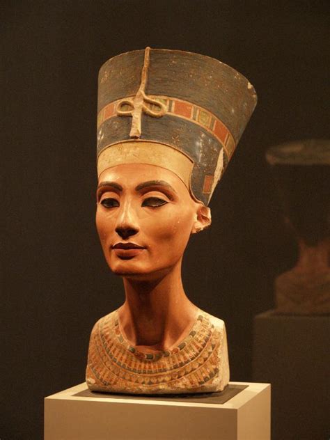 Queen Nefertiti of Egypt - Kings and Queens Photo (2461563) - Fanpop