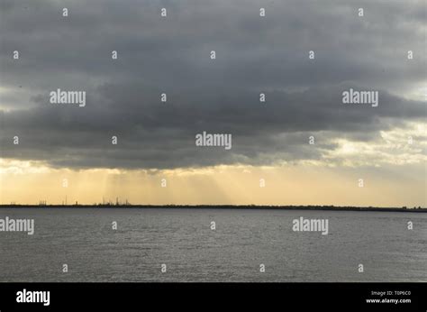 humber estuary, river humber Stock Photo - Alamy