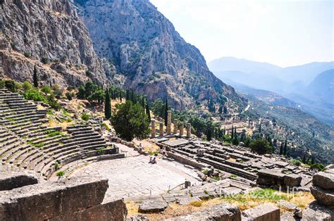 Archaeological Site of Delphi | GoUNESCO | Go UNESCO