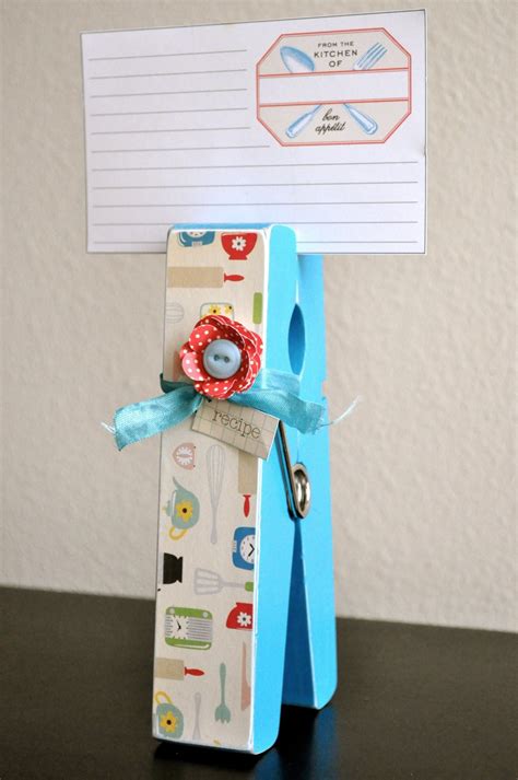 Easy Recipe Card Holder - Make and Takes