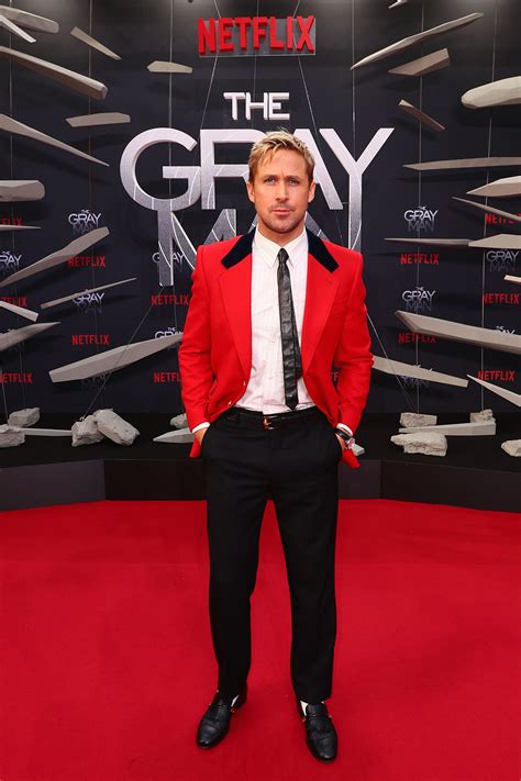 Ryan Gosling is trying to resurrect the skinny tie | British GQ