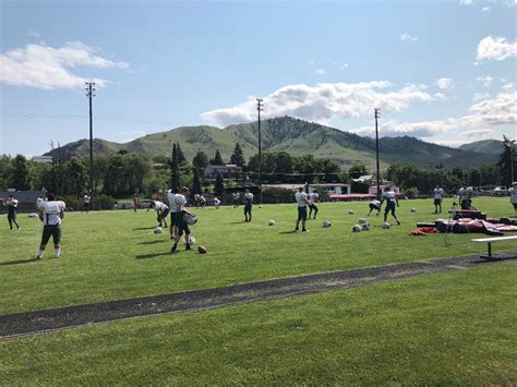 3rd Annual Jerry Jr. Spring Scholarship Football Game this Thursday - Lake Chelan News and ...