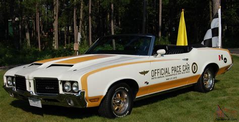 1972 Hurst/Olds W-45 Pace Car Convertible