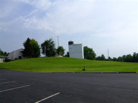 Behold: The highest natural point in Ohio. (Campbell Hill, Bellefontaine) : r/Ohio