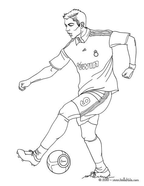 Christiano ronaldo playing soccer coloring pages - Hellokids.com