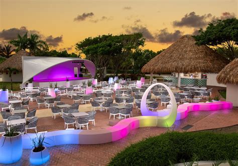 Grand Sirenis Punta Cana Resort & Waterpark - All Inclusive - Book Now