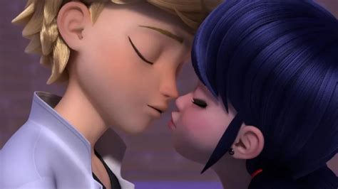 Marinette and Adrien Finally Kiss