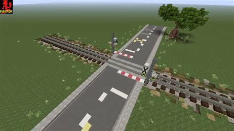 Minecraft Railroad Crossing Tutorial - YouTube