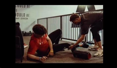 Chiefs QB Patrick Mahomes’ workout regimen with Bobby Stroupe shown in ...