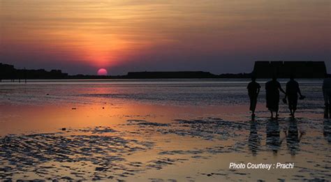 Alibaug Beach, Maharashtra, How to reach Alibaug Beach, getting there ...