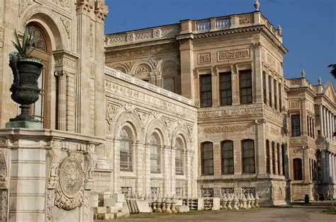 Explore the Stunning Dolmabahce Palace Gardens in Istanbul