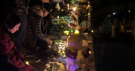 Hundreds Gather At Vigils For Ghost Ship Fire Victims - CBS San Francisco