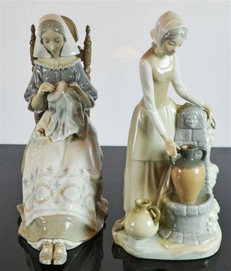 Lladro & Nao Porcelain Figurines - Lladro and Nao - Ceramics