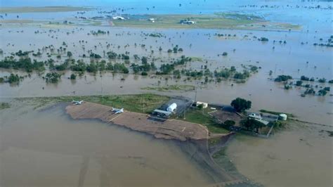 Record-breaking Queensland flooding to peak, says forecaster - World News