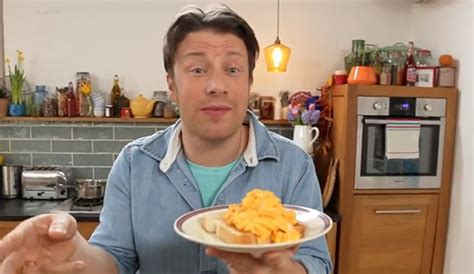 Jamie Oliver – How To Make Perfect Scrambled Eggs – 3 ways – Enjoy Easy ...