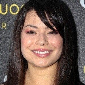 Miranda Cosgrove - Age, Family, Bio | Famous Birthdays