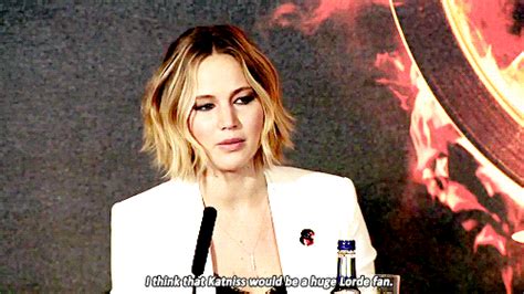 Jennifer Lawrence Interview GIF - Find & Share on GIPHY