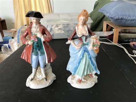 Value of porcelain figurines