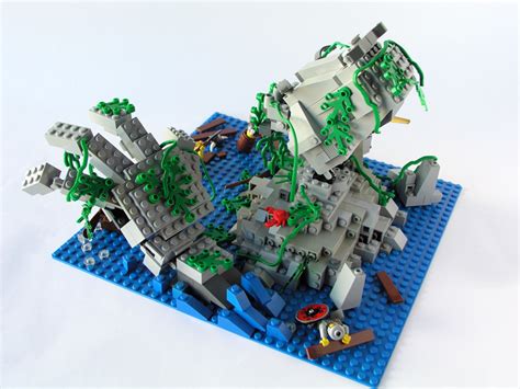 MOC: O Mostrengo (Sea Monster) - LEGO Historic Themes - Eurobricks Forums