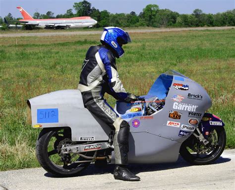 Hayabusa Streetbike Sets Top-Speed Record At 272.340 mph On Maxton Mile - Roadracing World ...